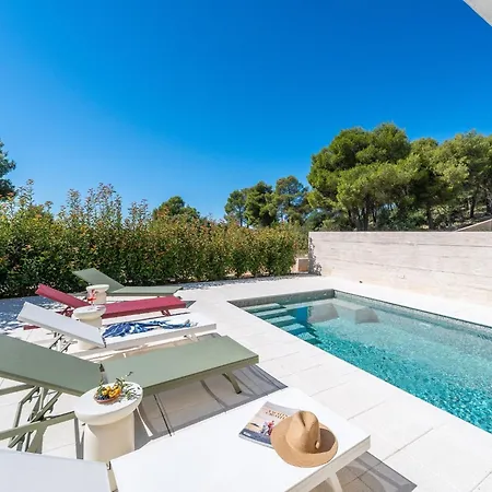 Nyaraló Axia With Pool Šibenik